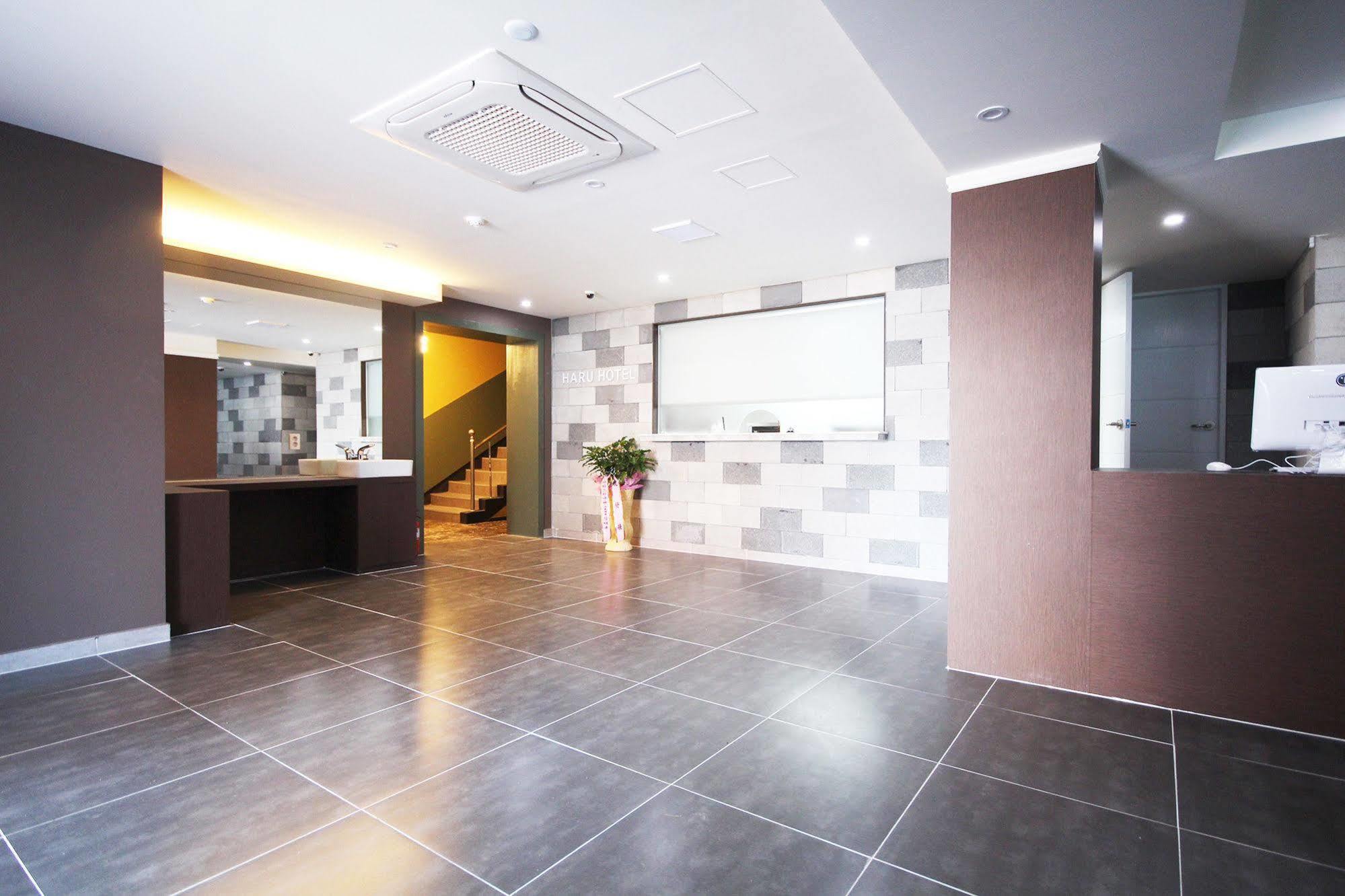 Haru Hotel Gimhae Eksteriør bilde