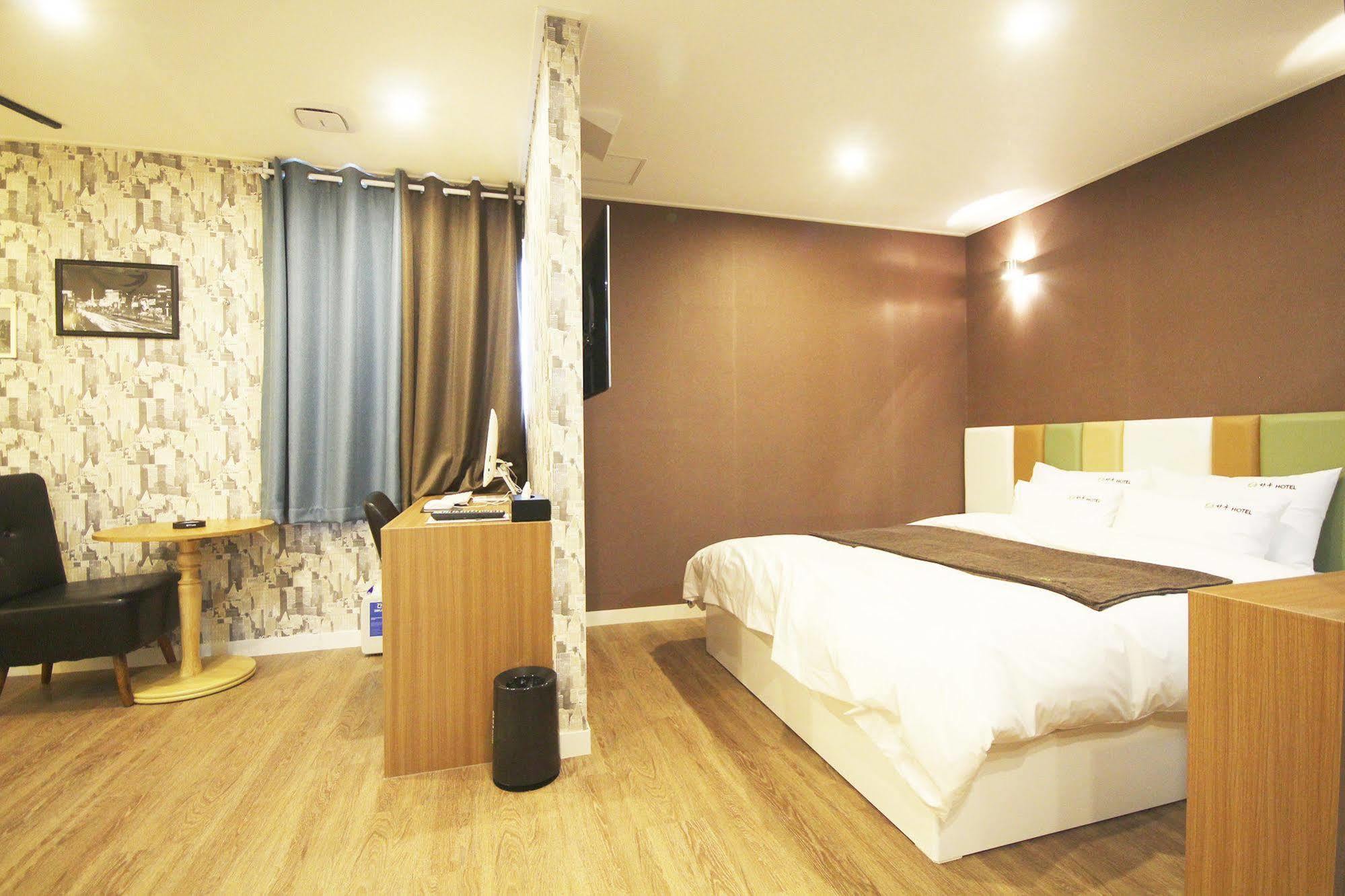 Haru Hotel Gimhae Eksteriør bilde