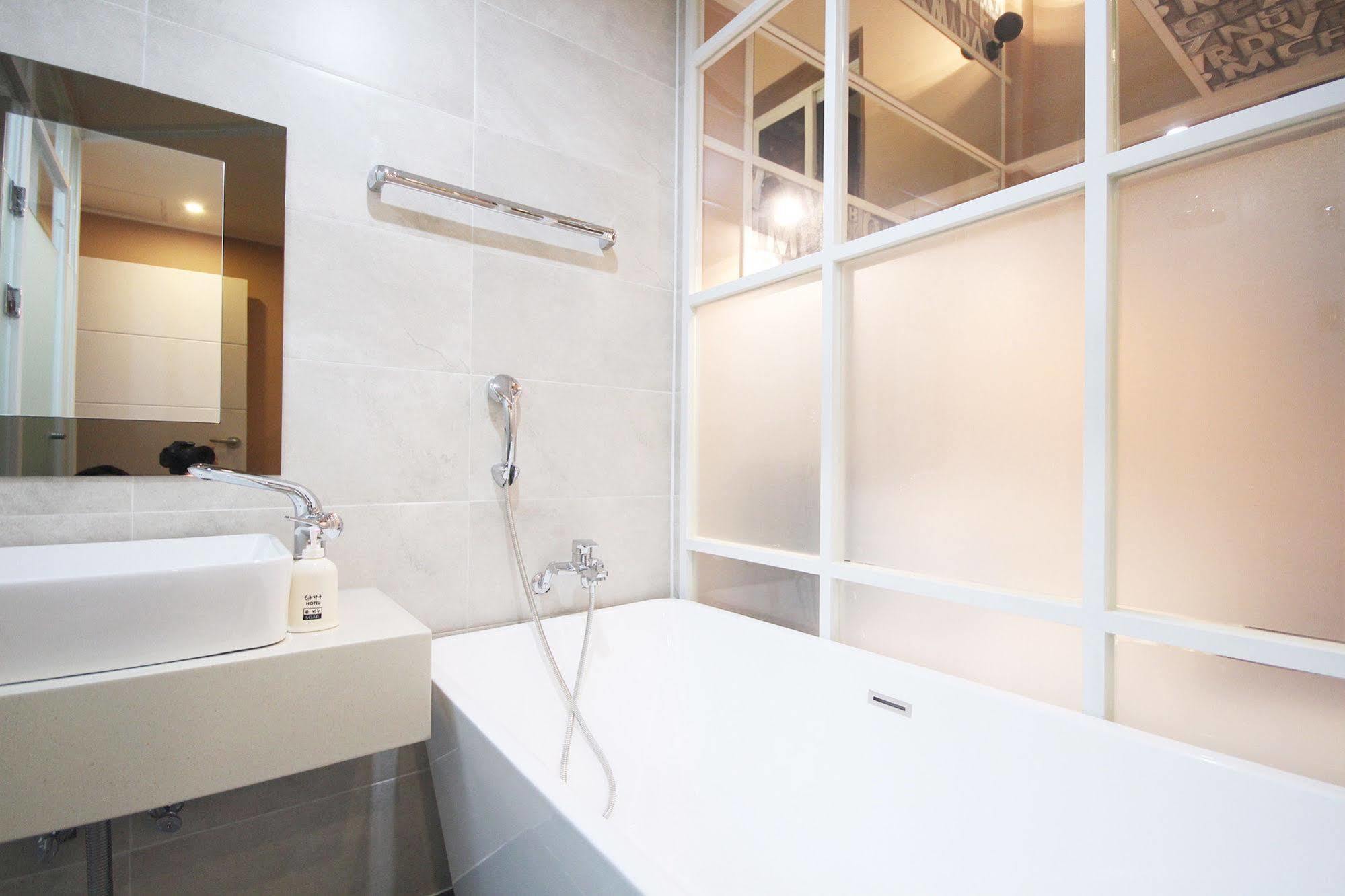 Haru Hotel Gimhae Eksteriør bilde